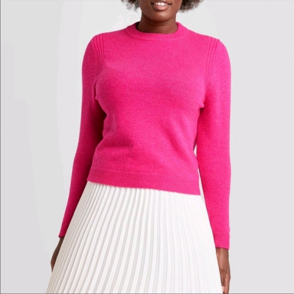‼️AMAZING COLOR BRIGHT PINK TARGET SWEATER ‼️NWT
